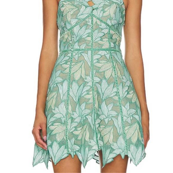 Elliatt Era Dress new with tags size small - Picture 6 of 7